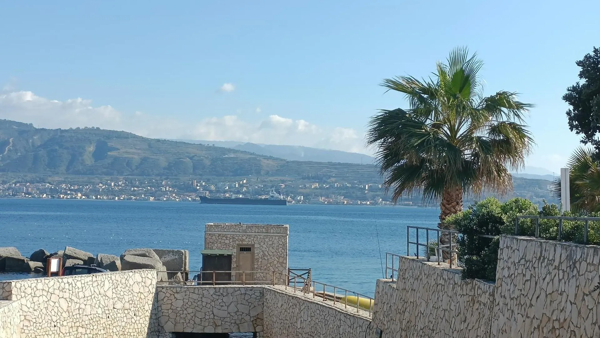 Villa La Casa Tra I Laghi Messina Italia