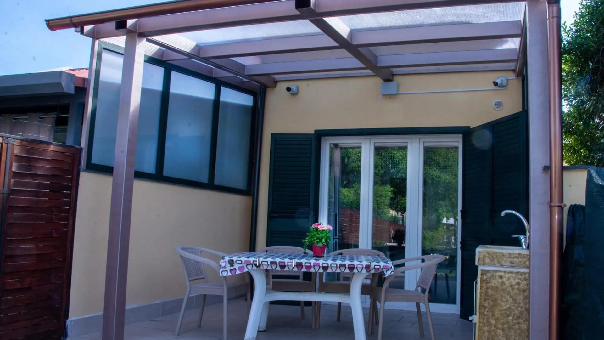 La Casa Tra I Laghi Villa Messina Italy